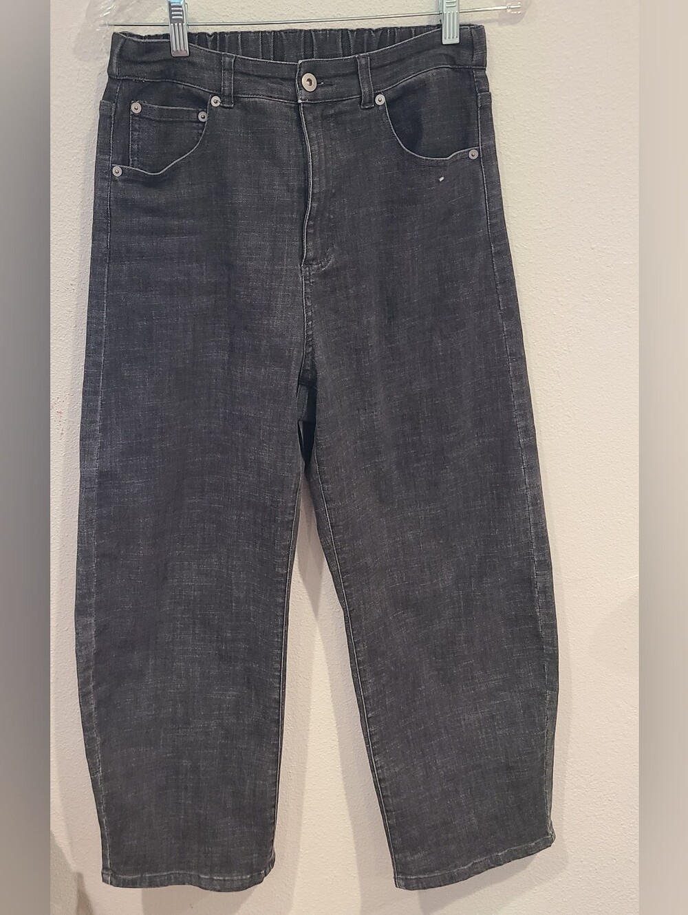 Three Dots Charcoal Cropped Barrel-Leg Jeans